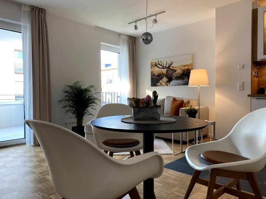 Acapella Suite Adagio 54qm, direkt am Weinberg, Altstadt, Netflix inklusive Heppenheim  Exterior foto